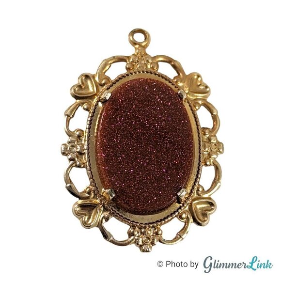 Vintage Mid-Century Goldstone Gold Tone Clip On Earrings and Pendant Jewelry Set - Picture 4 of 13